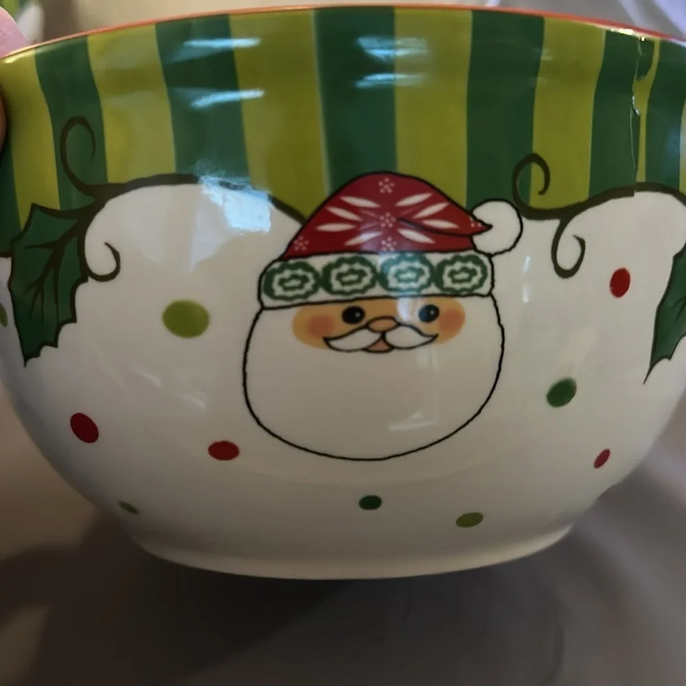 Temptations Christmas 4 Mixing Bowls Winter Whimsy Nesting Bowl Set